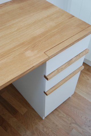 Chambre d'Elisa, détail bureau